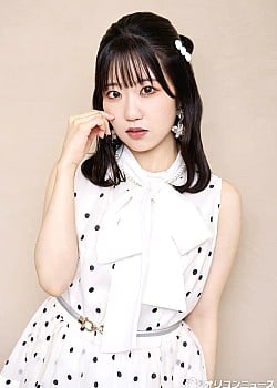 Nao Toyama image 4 of 4