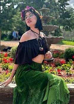 Naomi Korae image 1 of 4