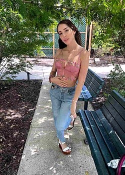 Naomi Ross image 2 of 4