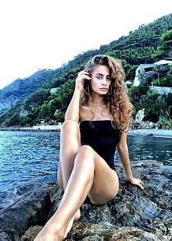 Nastya D image 2 of 4