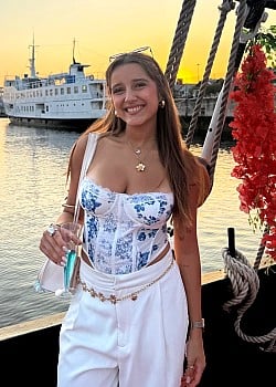 Natalia Cancela image 4 of 4
