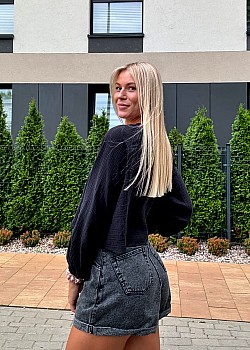 Natalia Maliszewska image 4 of 4