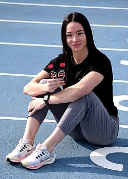 Natalia Szczesna image 2 of 2