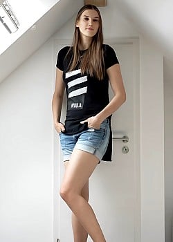 Natalia Vieru image 2 of 3