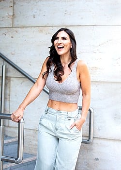 Natalie Ferrigno image 3 of 4