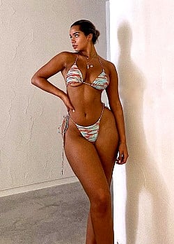 Natalie Gessey image 4 of 4