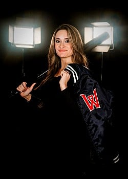 Natalie Noury image 2 of 3
