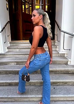 Natalie Pedersen image 4 of 4