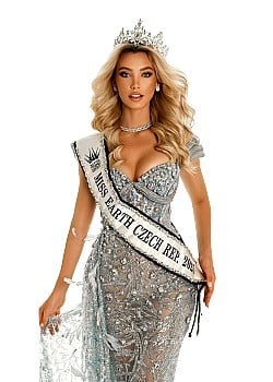 Natalie Puskinova image 3 of 4