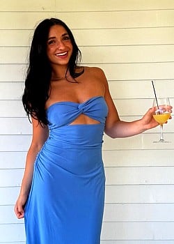 Natalie Sawan image 3 of 4