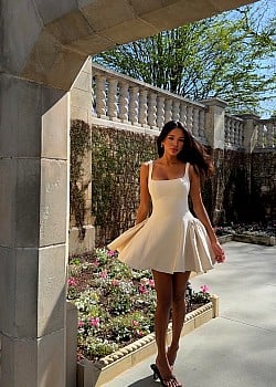 Nataly Lorenzo image 3 of 4