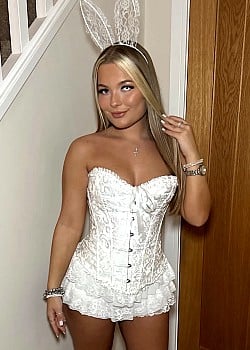Natasha Grainger image 4 of 4