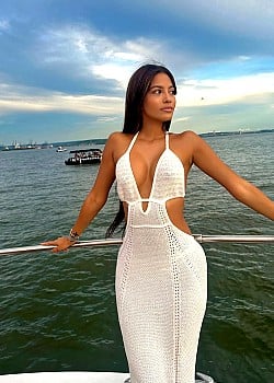 Nathalia Bahoque image 4 of 4