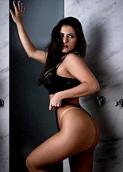 Nathyelle Rangel image 2 of 4