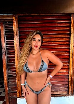 Nati Gomez image 2 of 2