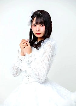 Natsu Ouka image 4 of 4