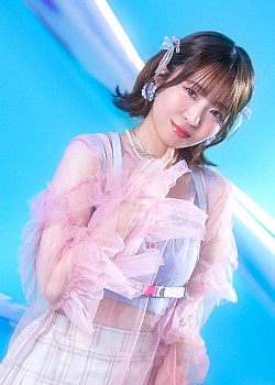Natsumi Murakami image 2 of 4