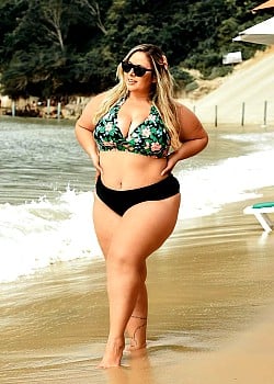 Naty Ferreira image 4 of 4