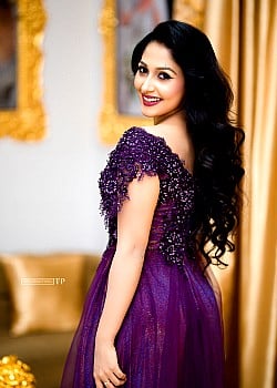 Nayanathara Wickramarachchi image 2 of 2