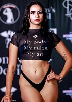 Nayeli Cortes image 2 of 4