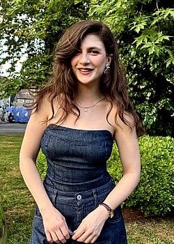 Naz Cagla Irmak image 2 of 4