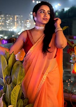 Neeru Starlet image 4 of 4