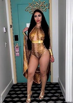 Neida Romo image 4 of 4