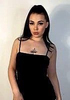 Nella Perynon profile photo