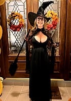 Nerd In High Heels profile photo