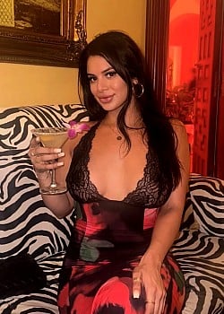 Nessa Ann image 3 of 4
