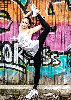 Neviana Vladinova image 3 of 4