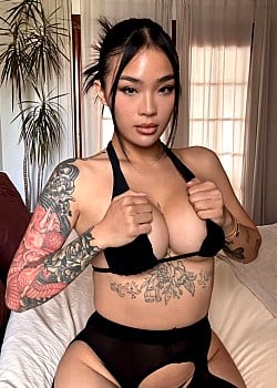 Nhi Vo image 2 of 3
