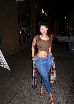 Nia Cele image 2 of 3