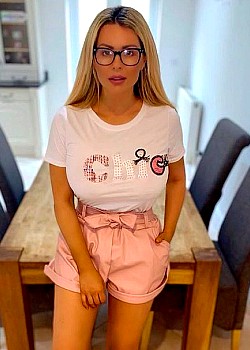 Nicola McLean image 2 of 4