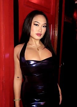Nicole Huang image 3 of 3