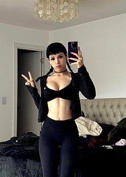 Nicole Pony image 2 of 4