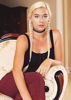 Nicole Skyes image 1 of 2