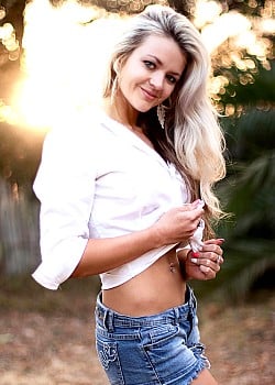 Nicolene O\'Neill image 2 of 2