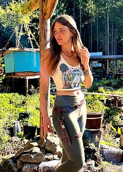Nicolle Love image 3 of 4