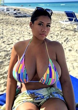 Nida Neko image 1 of 4