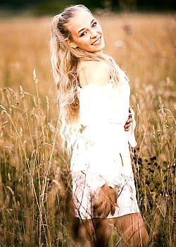 Niina Petrokina image 2 of 4