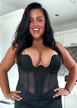 Nikia Marshall image 2 of 3