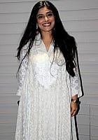 Nimra Bucha profile photo