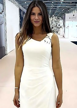 Nina Knopek image 2 of 4