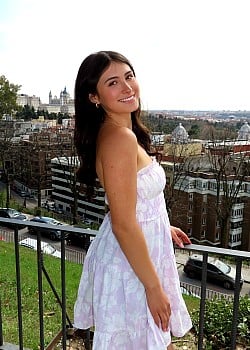 Nina Torra image 2 of 2