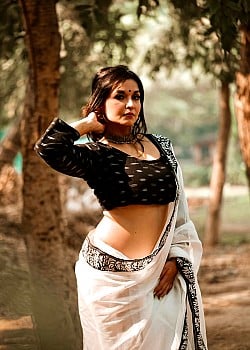 Nishi Tanwar image 2 of 2