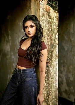 Nivaashiyni Krishnan image 3 of 3