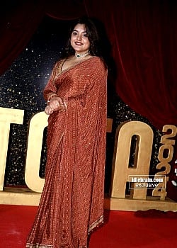 Nivetha Thomas image 3 of 4