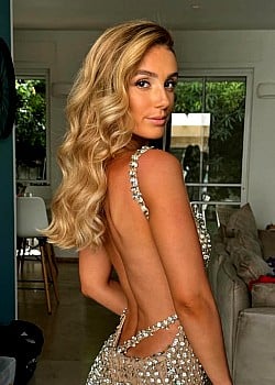 Noa Shalev image 2 of 4