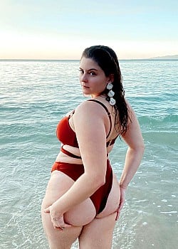 Noelle Downing image 3 of 4